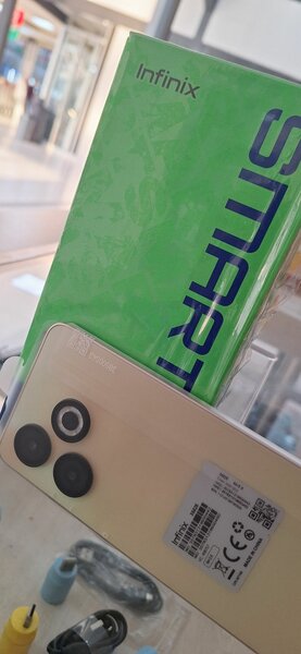 Infinix smart 8