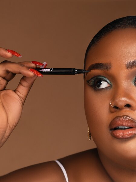 Black liner