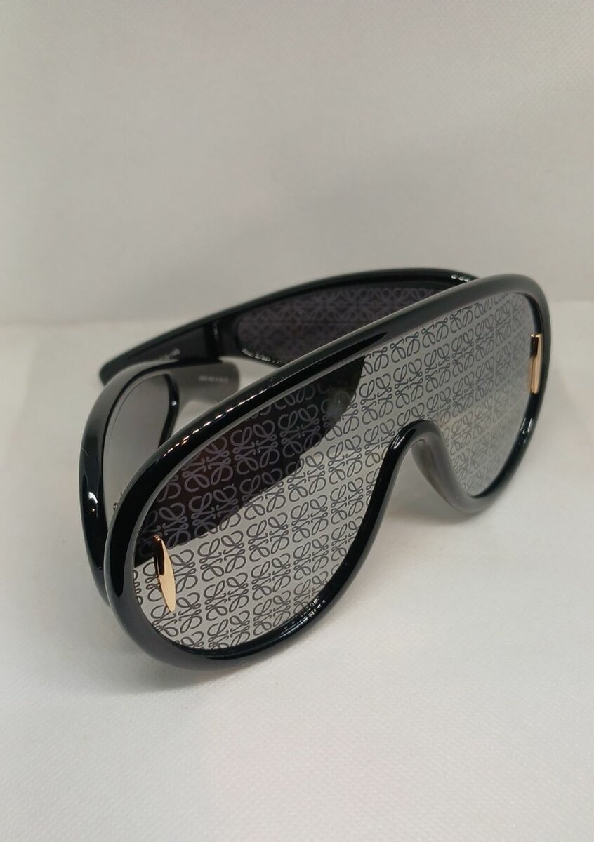Quality Shades