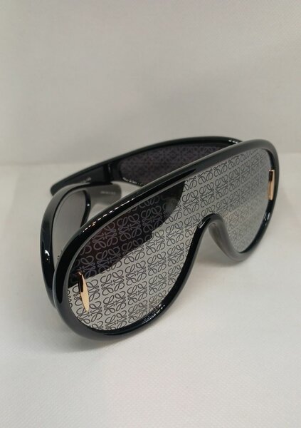 Quality Shades