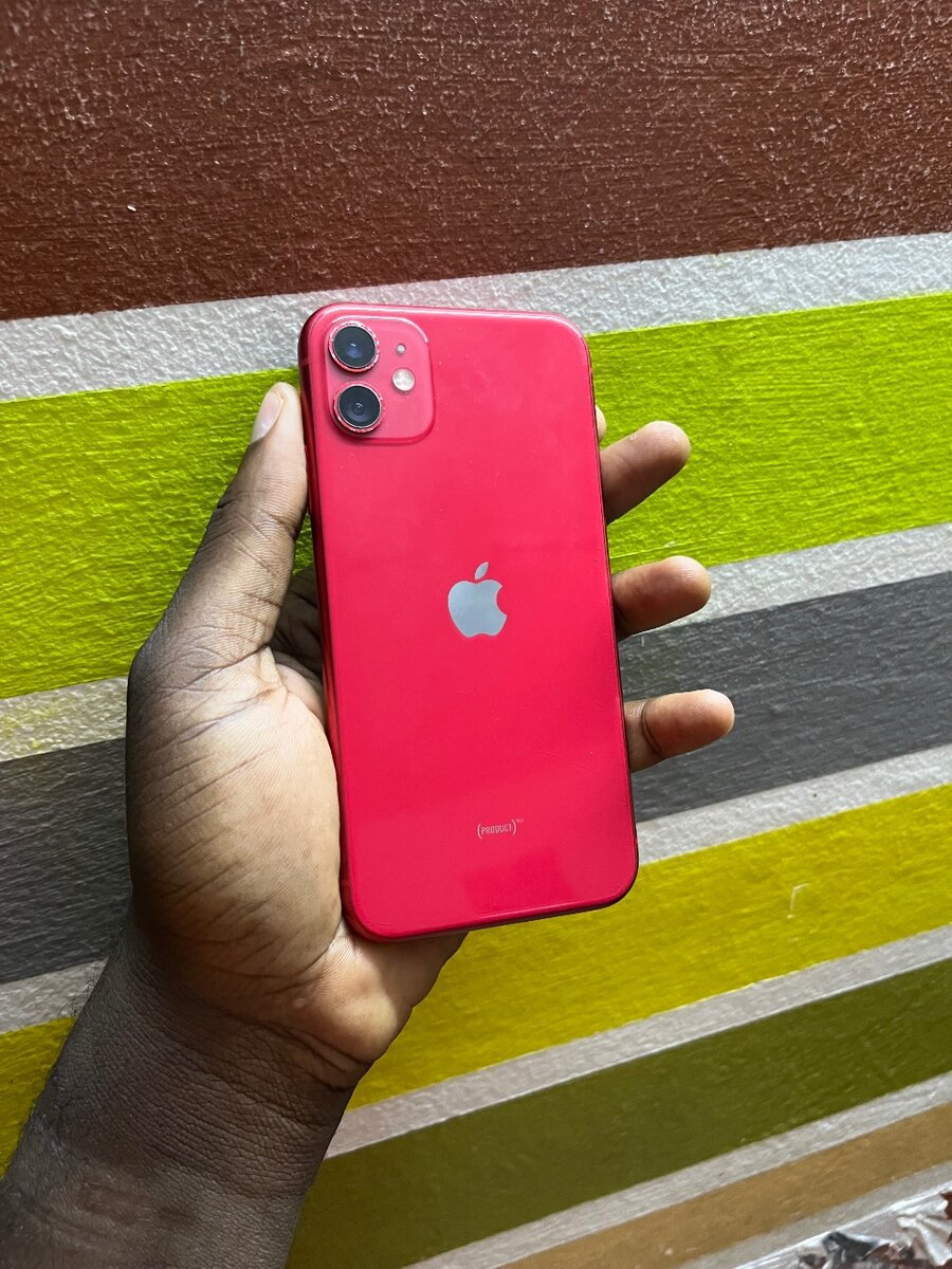 iPhone 11 rouge 64gb