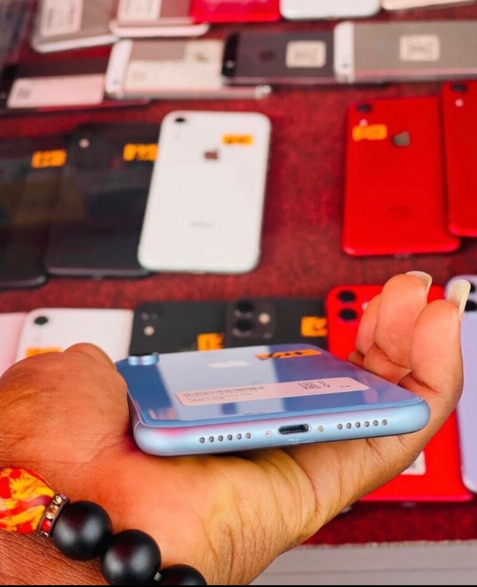 RIGGER IPHONES