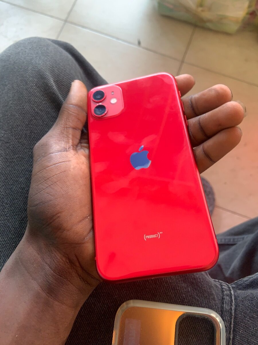 iPhone 11