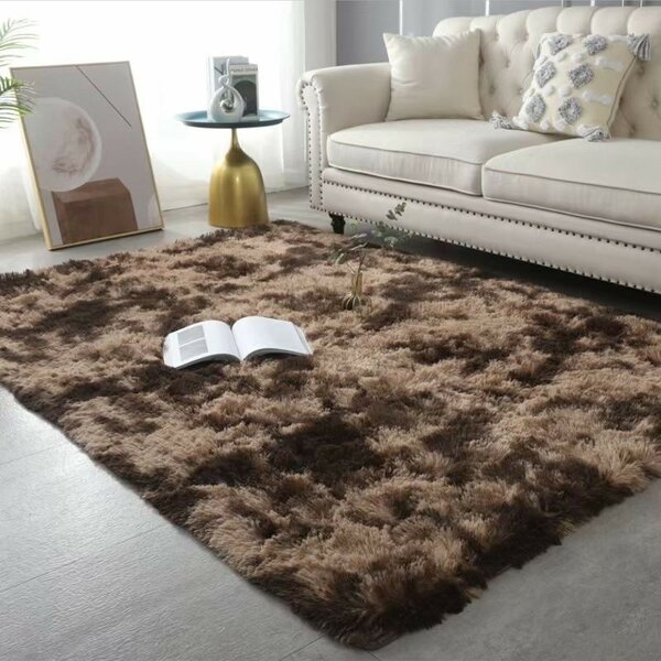 Fluffy carpet
