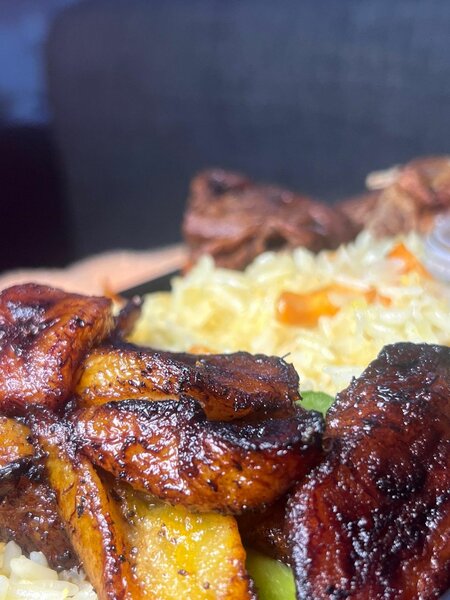 Fried rice and chicken with Plantain
