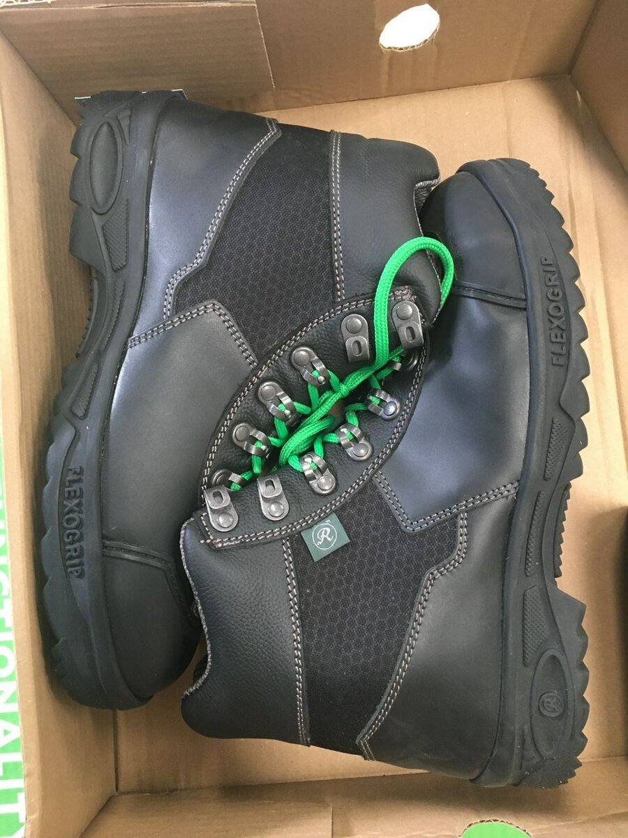 Chaussures de randonnée robustes