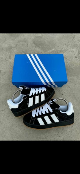 Adidas campus