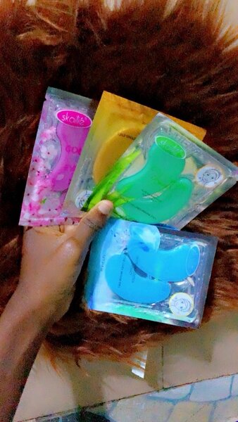 Eye mask