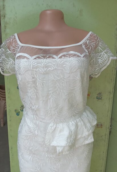 Lace dress