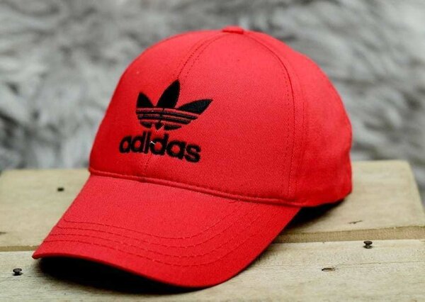 Casquette de marque moderne