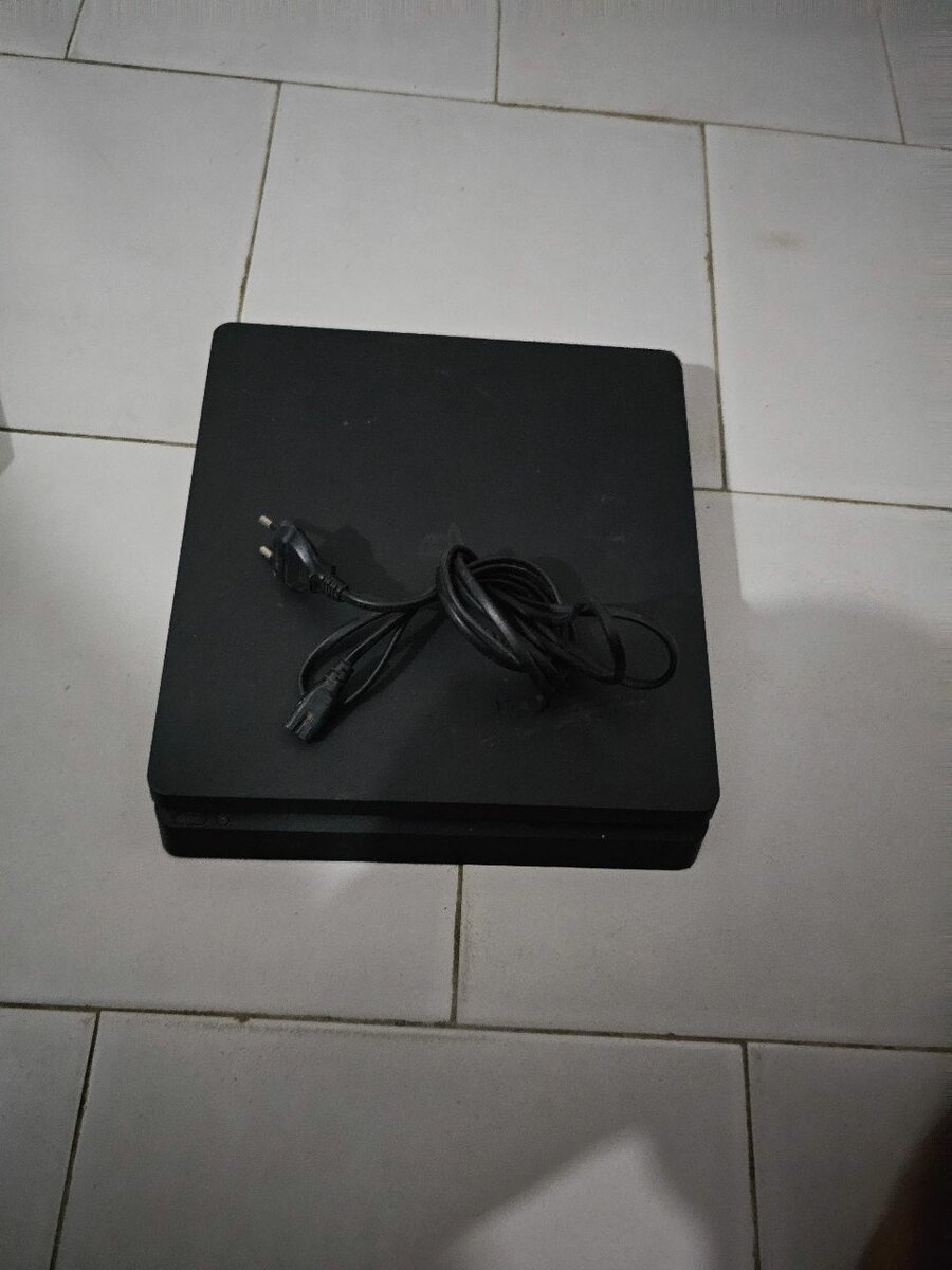 Ps4 slim