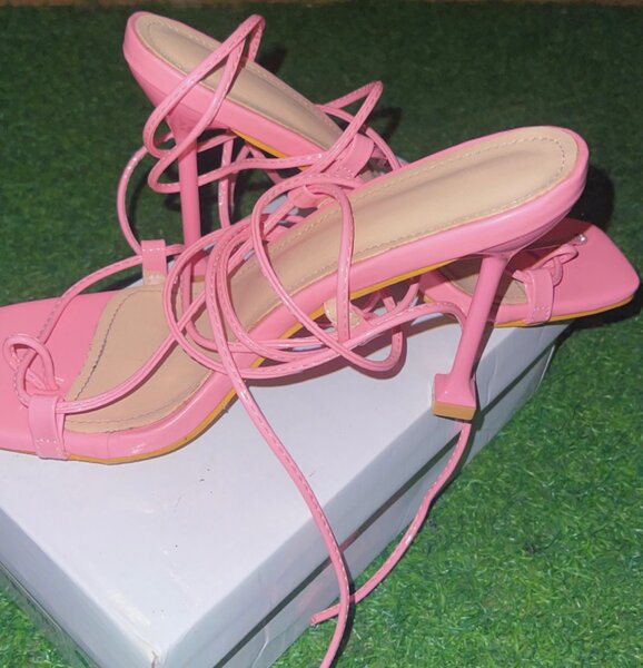 Ladies heel