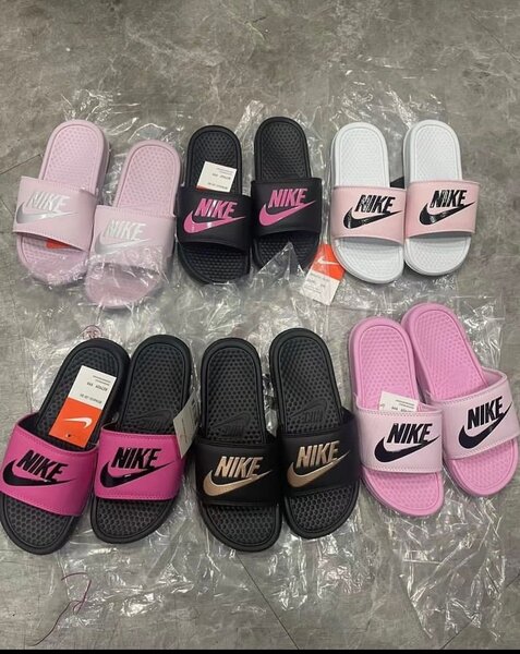 Nike slippers