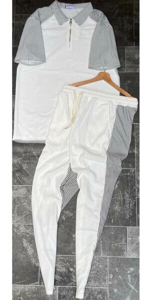 Ensemble sport chic blanc rayé