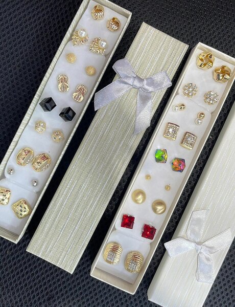 Ladies Earrings set