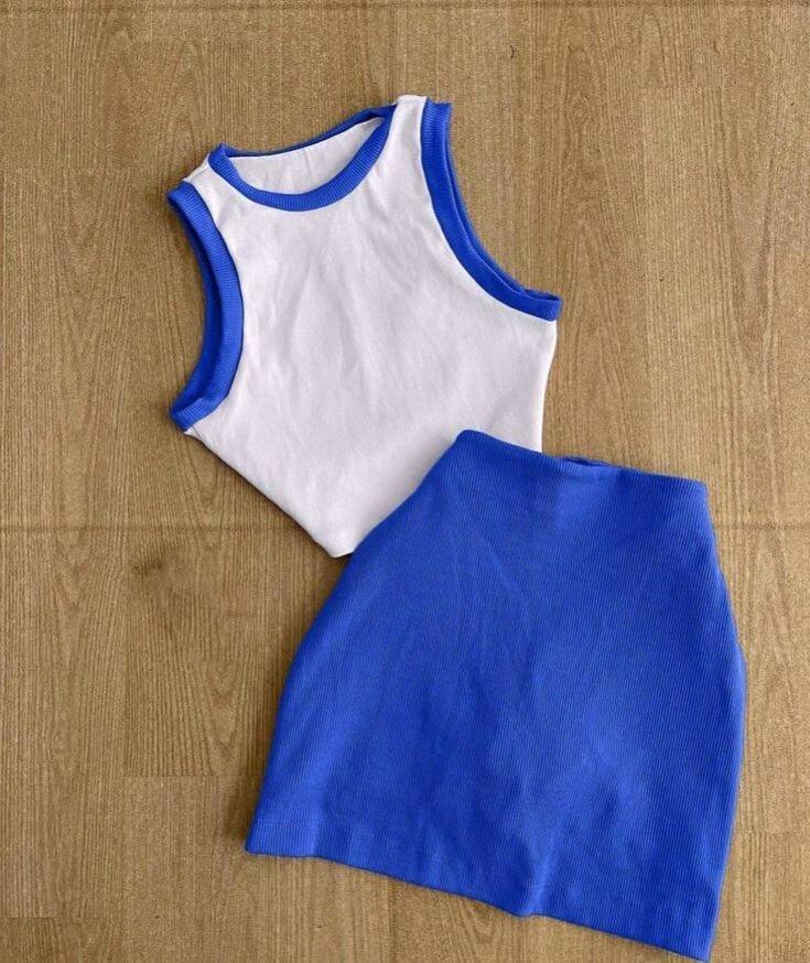 CROP AND SKIRT