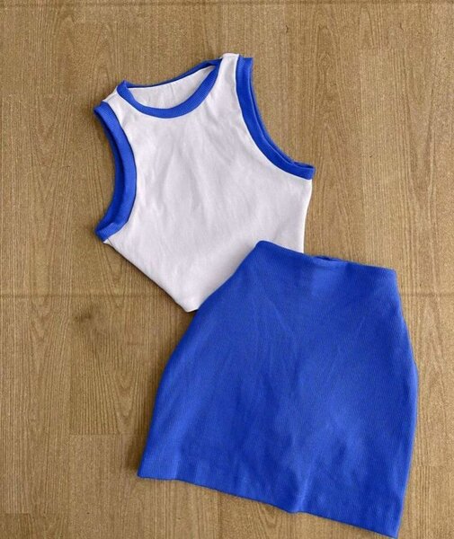 CROP AND SKIRT