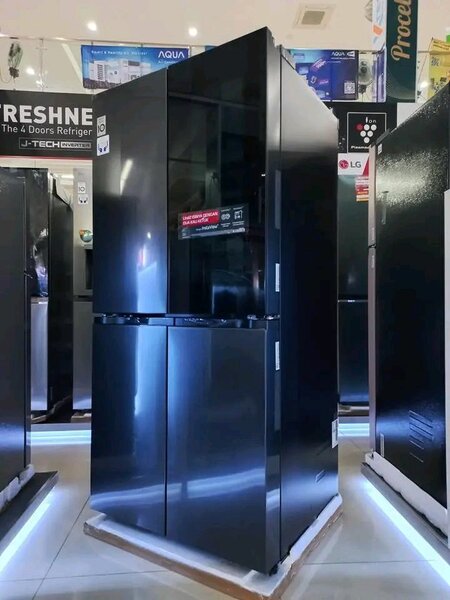 Réfrigérateur 4 portes moderne
