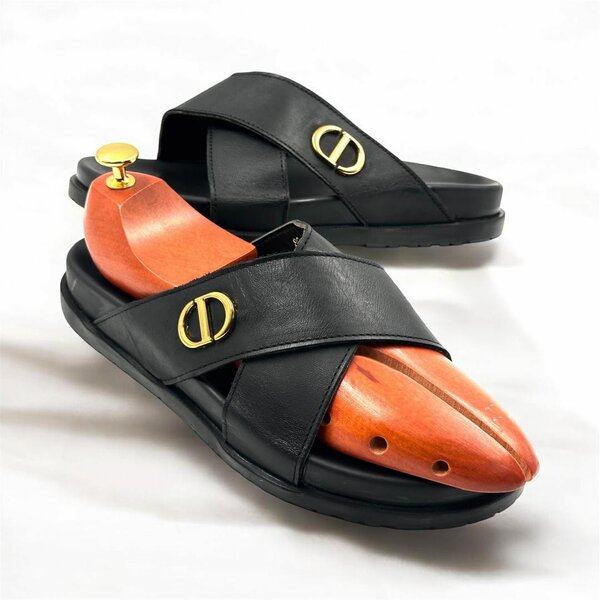 QUALITY SLIPPERS