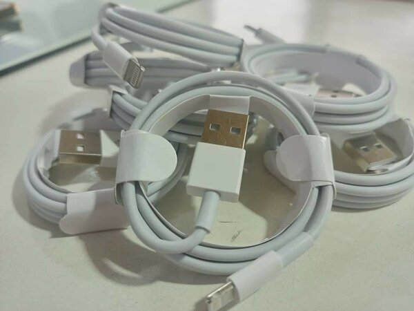 Câble USB iphone