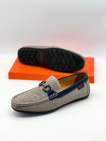 Fashion shoes