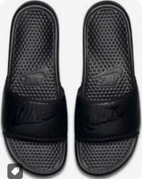 Claquettes Nike décontractées