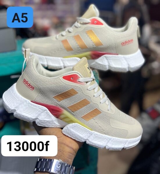 Chaussures addidas