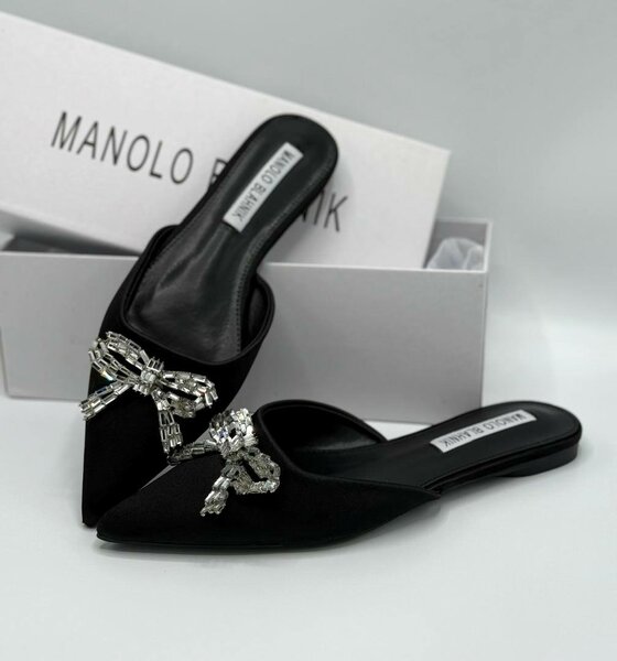 Ladies half shoes