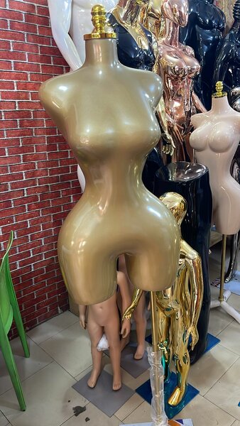 Mannequins