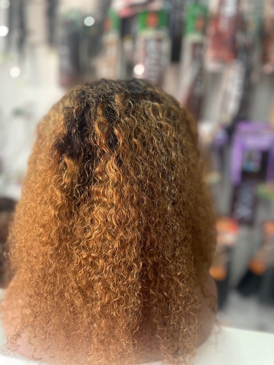 Kinky Curls
