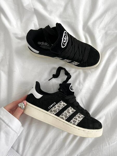 Adidas campus