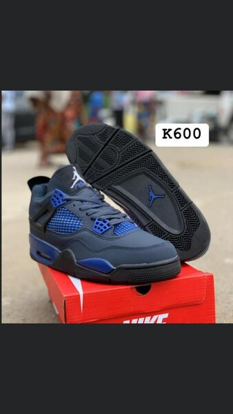 Jordan 4