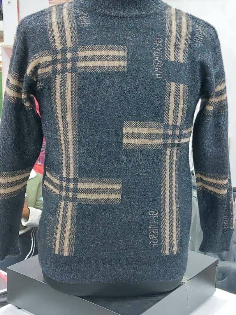Sweat shirts