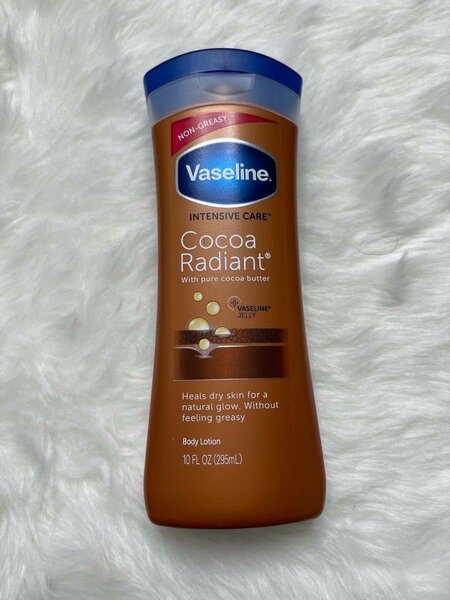 Lotion hydratante Vaseline Cocoa Radiant