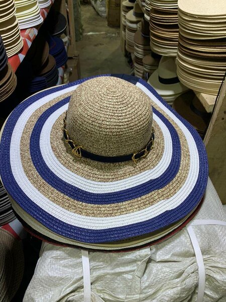 Chapeau