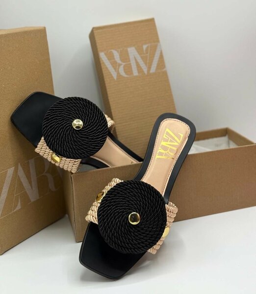 Quality stock slippers