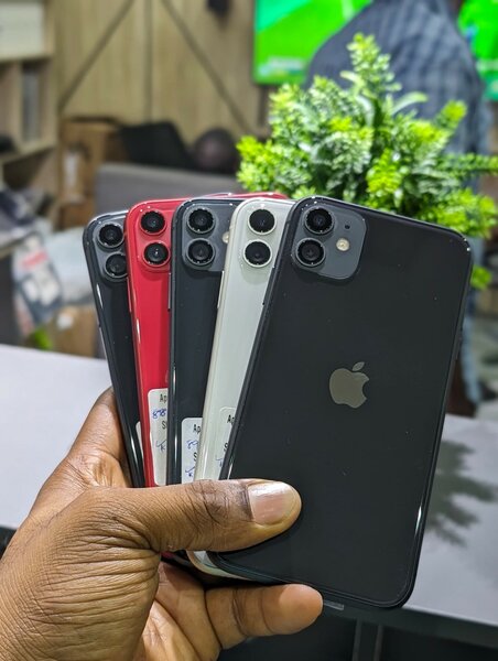 iPhone 11 64GB