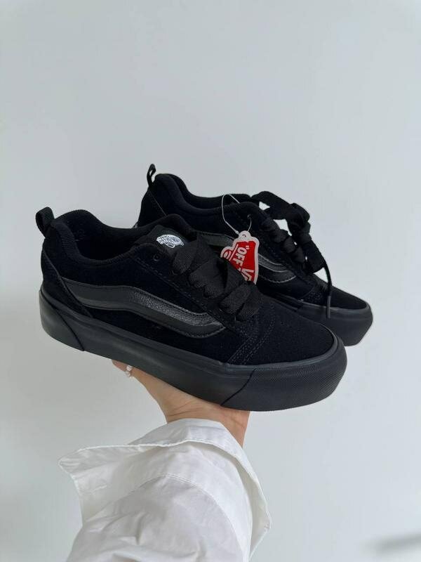 Vans Knus