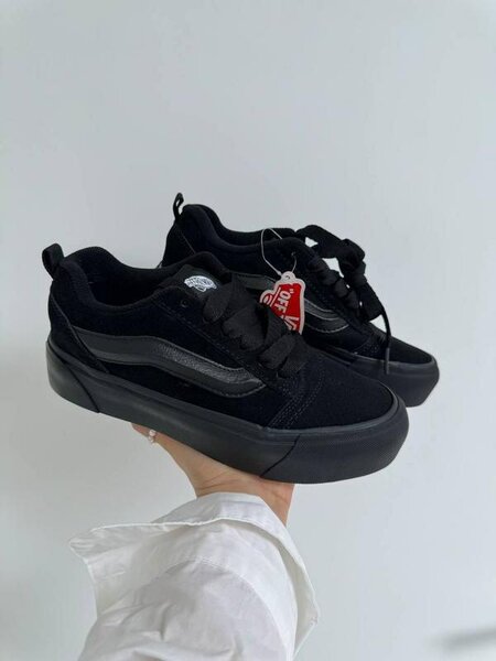 Vans Knus
