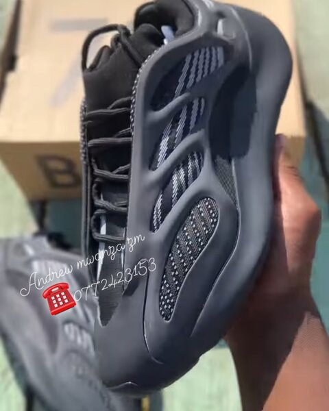 Yeezy V3