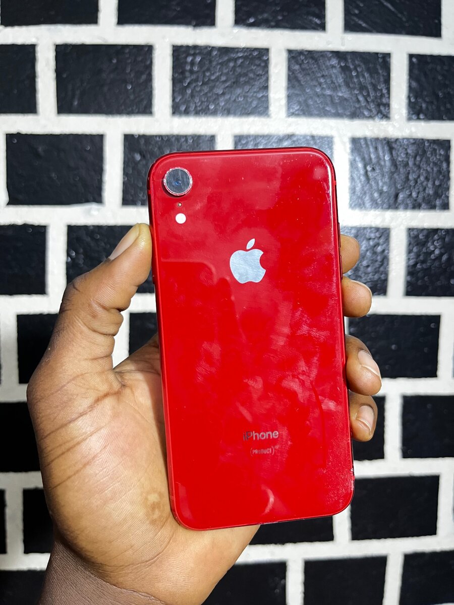 iPhone XR 64go second main