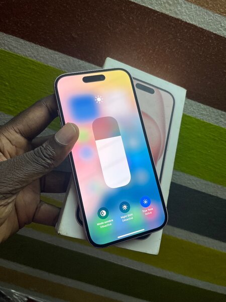 iPhone 15 CE