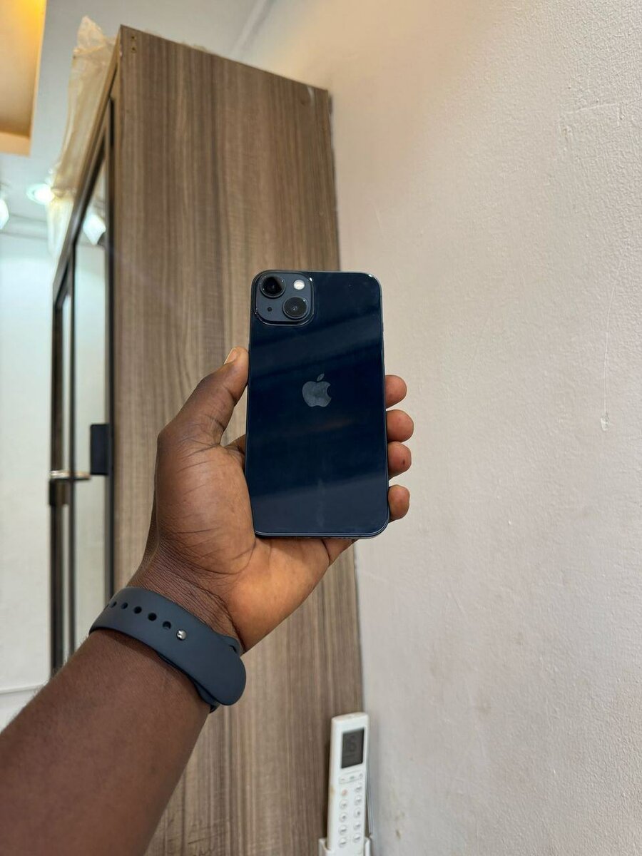 iPhone 13