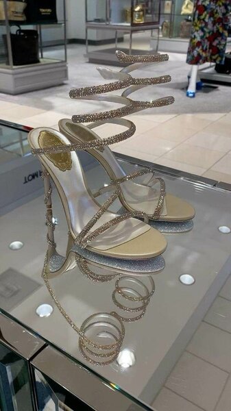 Ladies heel