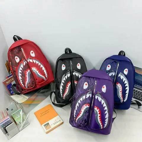 Sac à dos requin stylé coloré