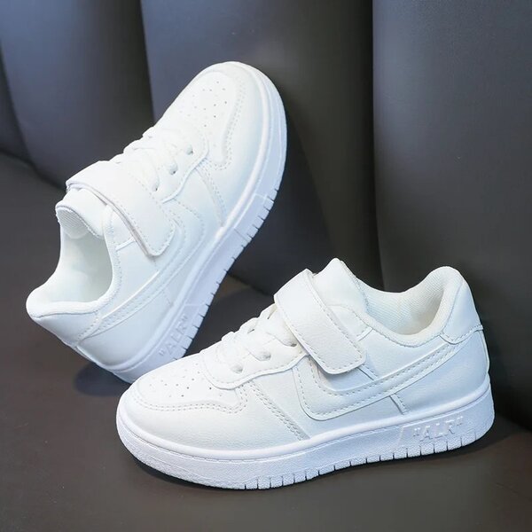 Kids sneakers
