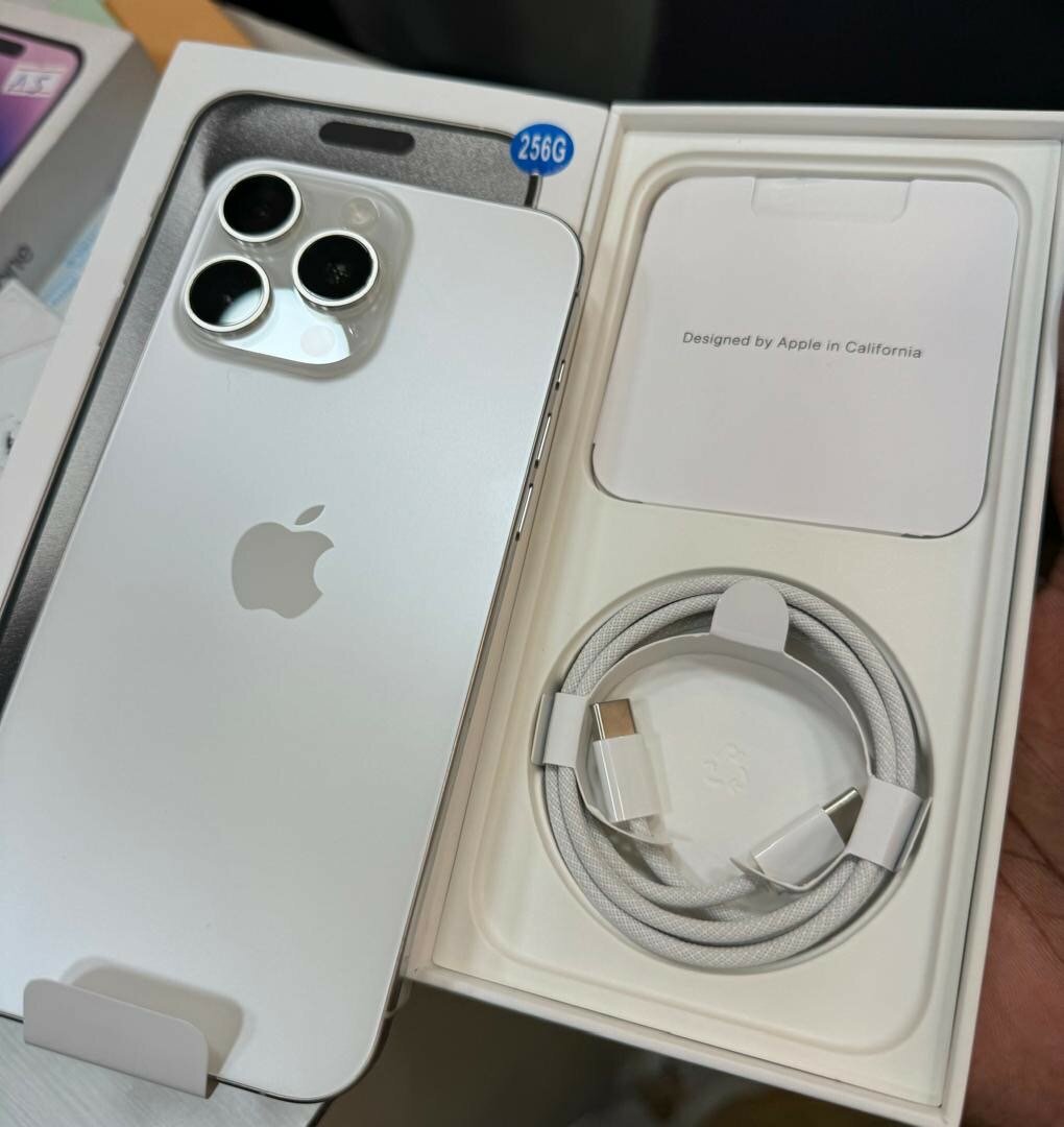iPhone 15 Pro Max