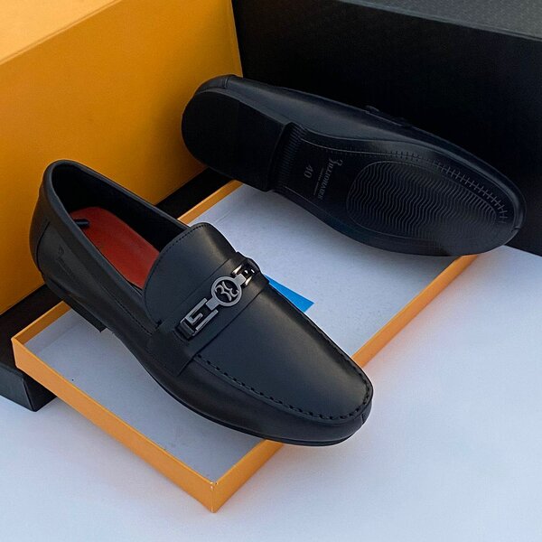 EXECUTIVE SHOES