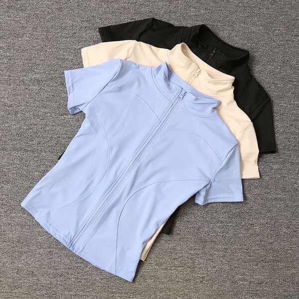 Tee-shirt zippé tendance femme