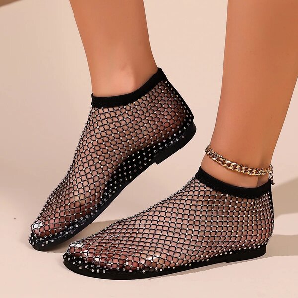 Chaussure plate briante et pantalon jeans gros bas